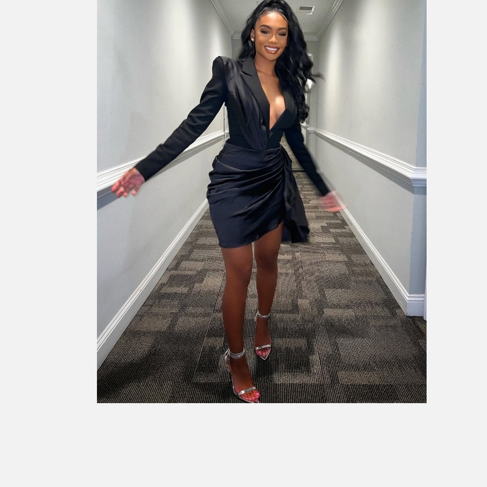 Fashion Nova Akaira Blazer Dress - Picture 3 of 5